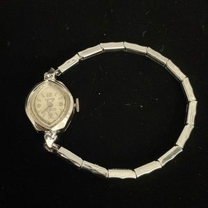 Hilton Vintage silver tone  windup watch